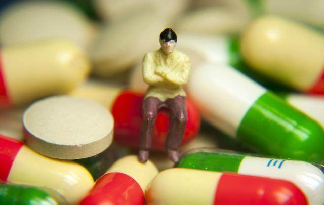 销售16亿元的“保健食品”，里面掺了这两种西药，危害真不小